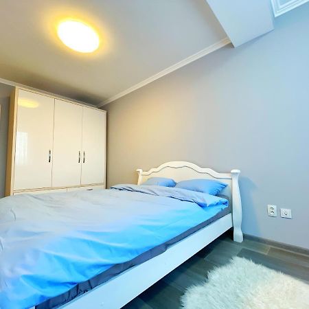 Luxury Central Flat Kişinev Dış mekan fotoğraf